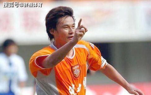 历史足球过人_足球过人历史排名_足球过人球星