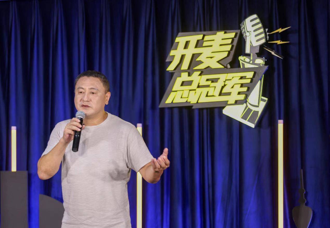 花样游泳退赛_花样游泳节目_花样游泳冠军脱口秀是谁